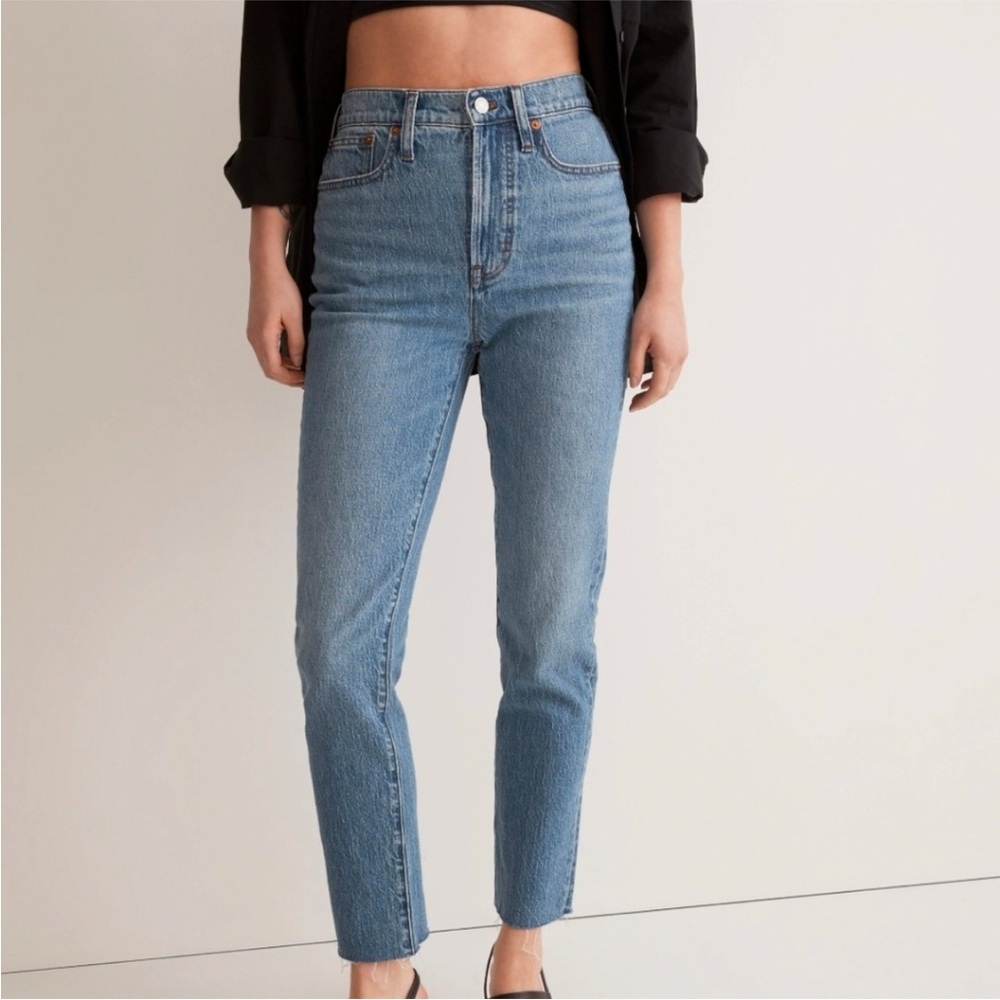 COPY - Madewell The perfect vintage jean in earlside wash raw hem 28 K19